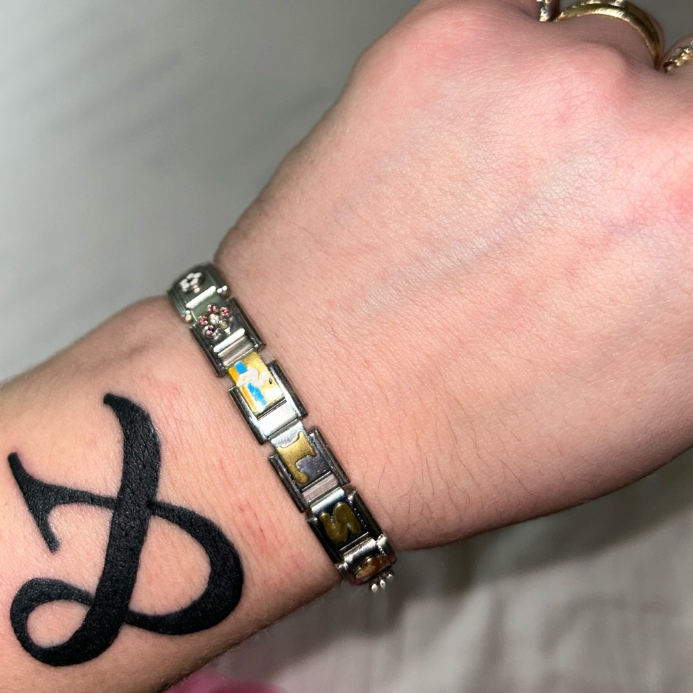 MISC VINTAGE CHARM BRACELET